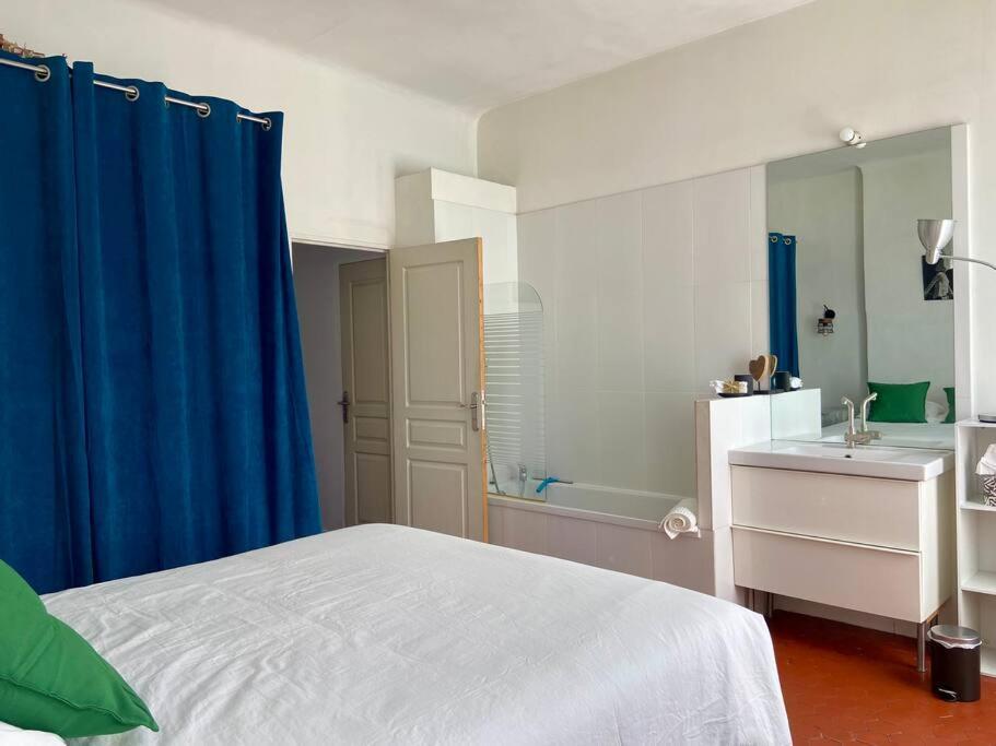 Logis Confortable - Accueillant Marseille Eksteriør bilde