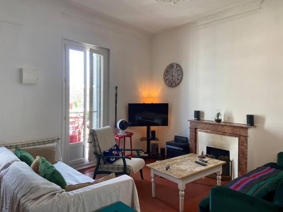 Logis Confortable - Accueillant Marseille Eksteriør bilde