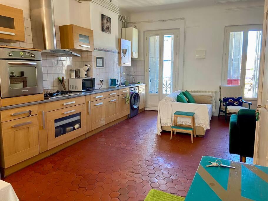 Logis Confortable - Accueillant Marseille Eksteriør bilde